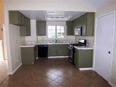 15472 Zalman Ln, Lathrop, CA 95330 photo 3