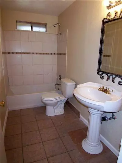 15472 Zalman Ln, Lathrop, CA 95330 photo 5