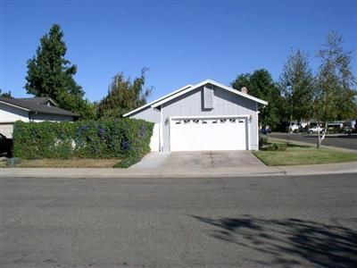 2245 Starr Dr, Lodi, CA 95242 photo 2
