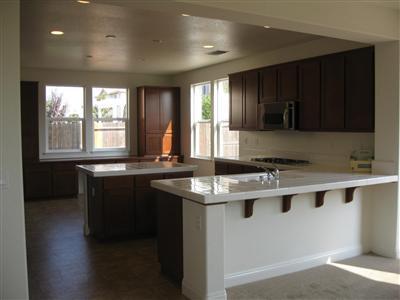 1776 Topiary Dr, Manteca, CA 95337 photo 2