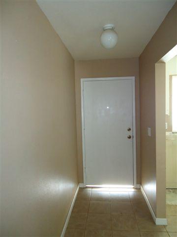 4913 Estates Dr, Modesto, CA 95357 photo 2