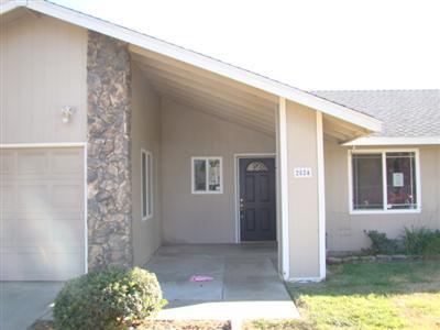 2824 E Orangeburg Ave, Modesto, CA 95355 photo 2