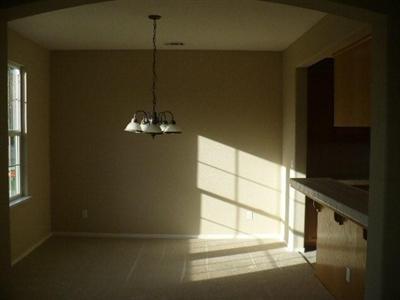 1182 Syracuse Ln, Manteca, CA 95336 photo 2