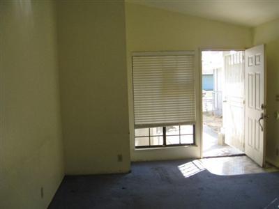 55 Hawthorne Dr, Tracy, CA 95376 photo 3