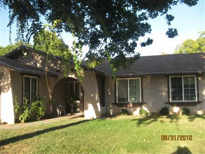 308 Moccasin Ct, Modesto, CA 95351 photo 2