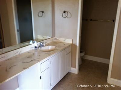 4848 El Cemonte Ave #4, Davis, CA 95618 photo 3