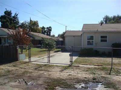1612 Beverly Dr, Modesto, CA 95358 photo 2
