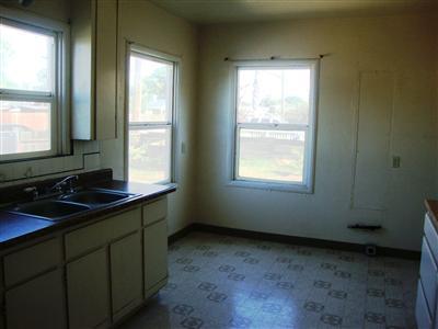 1612 Beverly Dr, Modesto, CA 95358 photo 3