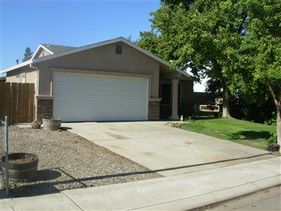 911 Robert Ave, Ripon, CA 95366 photo 2
