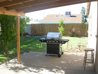 911 Robert Ave, Ripon, CA 95366 photo 11