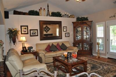 929 Corral Pl, Galt, CA 95632 photo 4