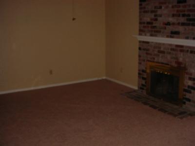 3452 Osborne Dr, Modesto, CA 95350 photo 2