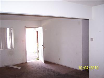 2524 Connie Dr, Sacramento, CA 95815 photo 2
