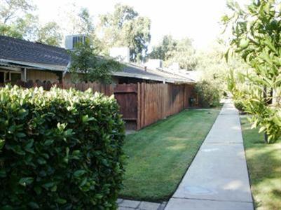 617 W Granger Ave #7, Modesto, CA 95350 photo 2