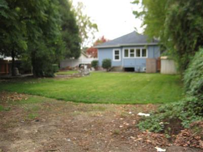 315 E Locust St, Lodi, CA 95240 photo 4