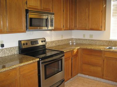 15535 Pamela Ct, Lathrop, CA 95330 photo 2