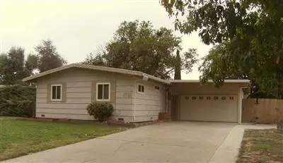4920 Melvin Dr, Carmichael, CA 95608 photo 2