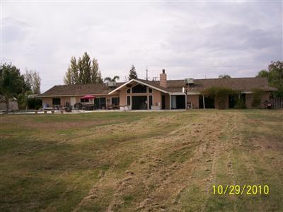 2240 S Macarthur Dr, Tracy, CA 95376 photo 2