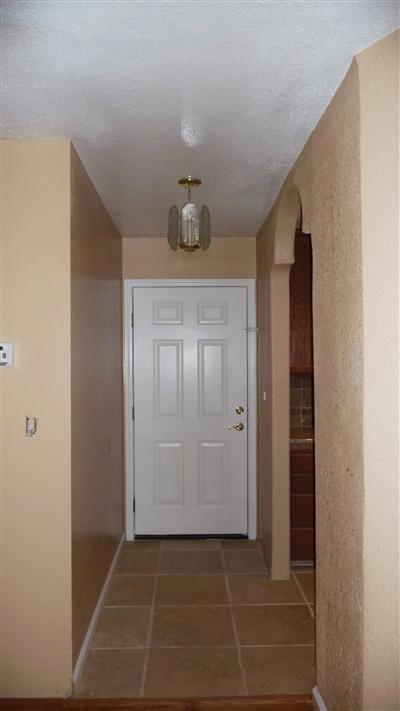 1660 Shirley Ct, Modesto, CA 95358 photo 2