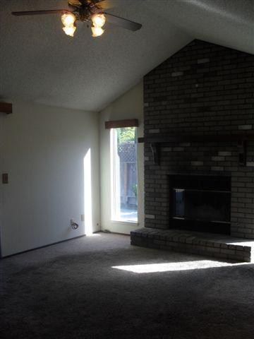 2725 Riverbend Dr, Modesto, CA 95351 photo 4