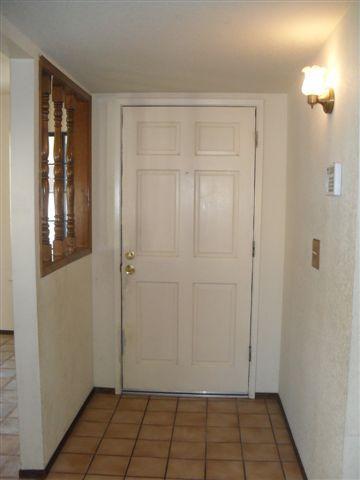 2725 Riverbend Dr, Modesto, CA 95351 photo 2