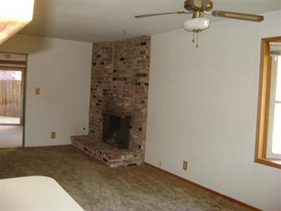 1044 Mason St, Lodi, CA 95242 photo 2