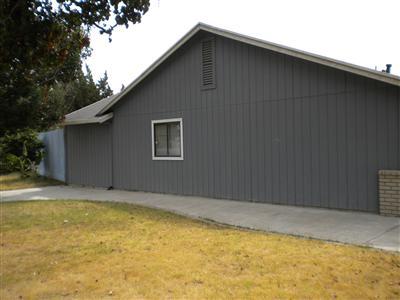 2000 Olive Branch Dr, Modesto, CA 95351 photo 2