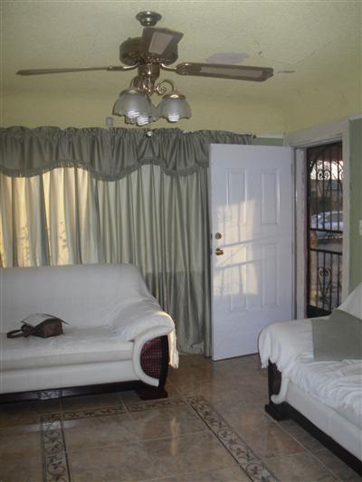 409 E 3rd St, Stockton, CA 95206 photo 2