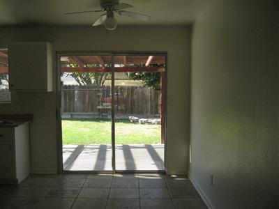 909 Ackerman Way, Modesto, CA 95351 photo 3