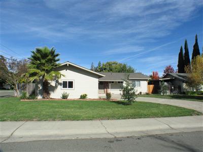5301 Ridgefield Ave, Carmichael, CA 95608 photo 1
