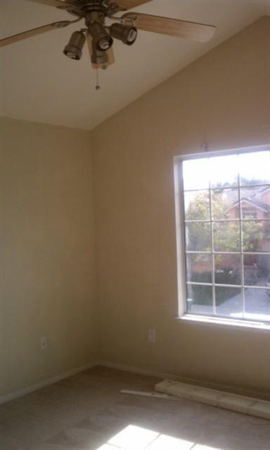 481 Krider Ct, Tracy, CA 95376 photo 3