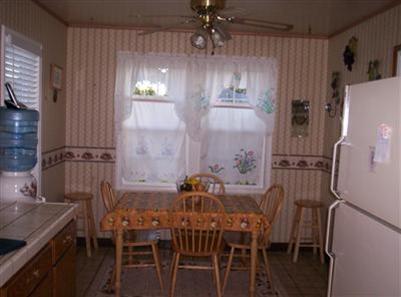 701 Tamarack Dr, Lodi, CA 95240 photo 2
