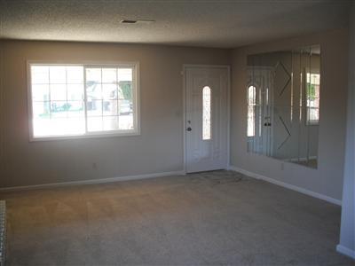 1429 Locust Dr, Tracy, CA 95376 photo 3