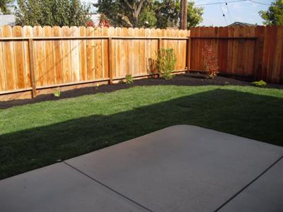 447 W Kavanagh Ave, Tracy, CA 95376 photo 4