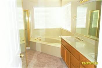 855 Colonial Ln, Tracy, CA 95376 photo 5
