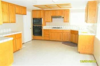 855 Colonial Ln, Tracy, CA 95376 photo 2