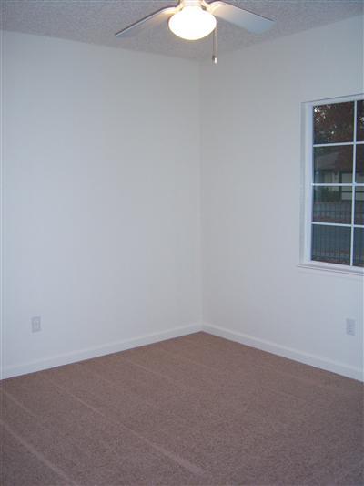 309 Hubert Dr, Modesto, CA 95354 photo 4