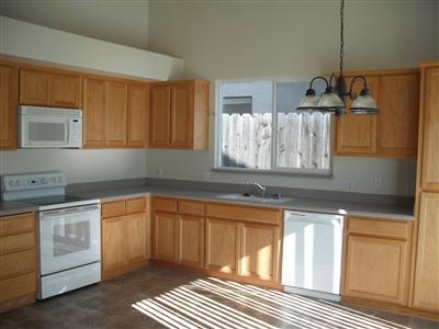 2004 Gainsboro Pl, Modesto, CA 95355 photo 3