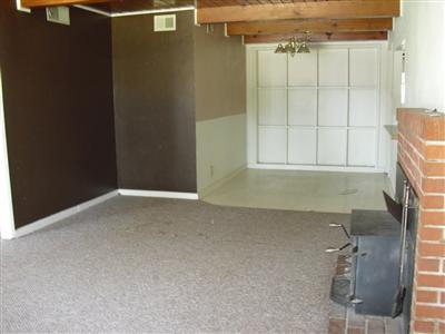 383 E 19th St, Merced, CA 95340 photo 2