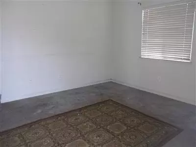 136 S Washington Ave, Manteca, CA 95336 photo 3