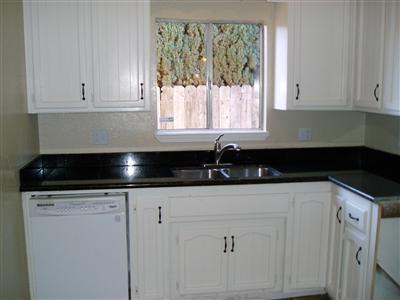 1733 Victor Ct, Modesto, CA 95351 photo 2