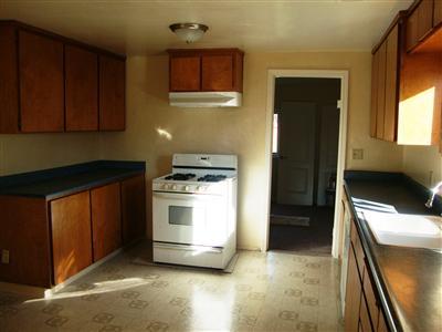 2112 4th St, Hughson, CA 95326 photo 2