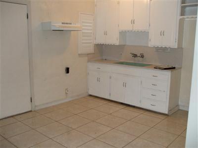 416 E Rumble Rd, Modesto, CA 95350 photo 2