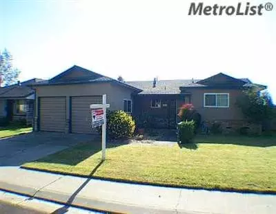 5860 Mohican Dr, Manteca, CA 95336 photo 1