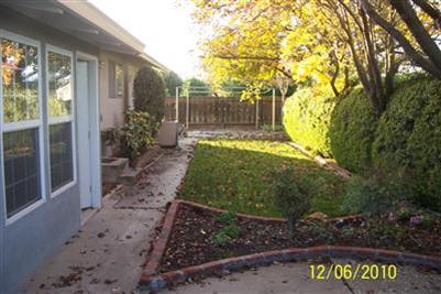 201 Bartch Ave, Patterson, CA 95363 photo 4