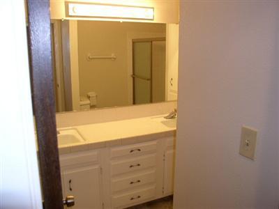2240 Cochran Rd, Lodi, CA 95242 photo 8