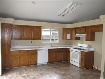 4109 Deaton Rd, Olivehurst, CA 95961 photo 4