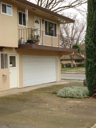 1901 Donner Ave #4, Davis, CA 95618 photo 2