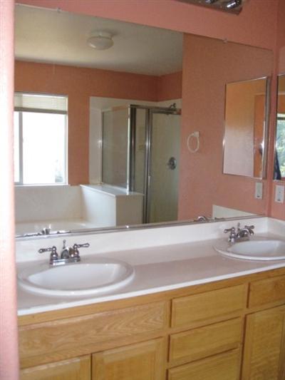 1924 Remembrance Ln, Tracy, CA 95377 photo 8