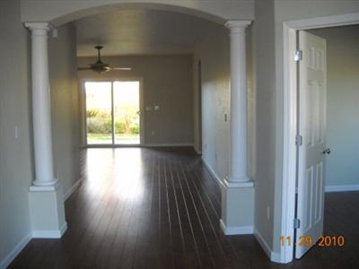 773 Shadowbrook Ln, Manteca, CA 95336 photo 2